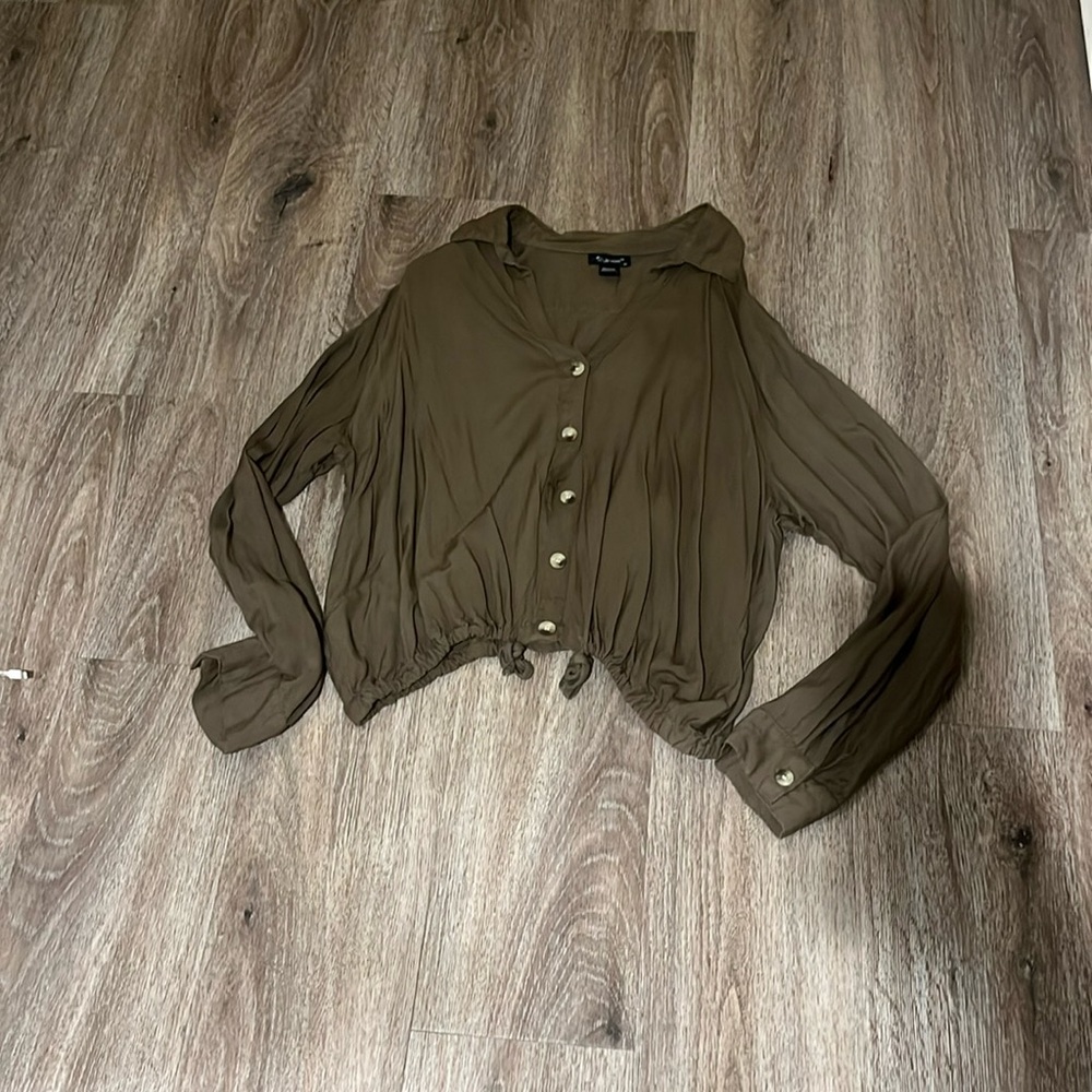 100% rayon front button blouse size:3X